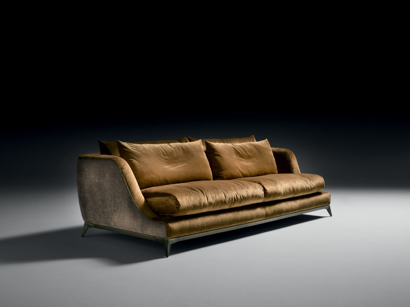 Brando Luxury Sofa | Designed by Frighetto | Black Tie