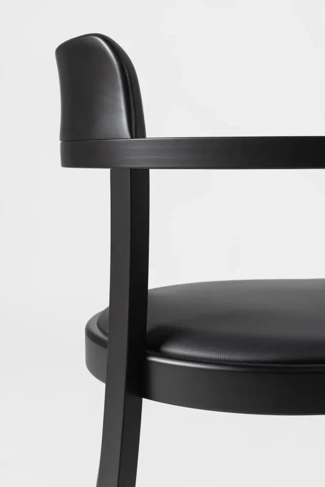 C 1920 Dining Chair with Armrests |  Wiener GTV Design