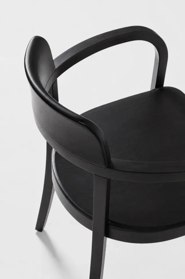 C 1920 Dining Chair with Armrests |  Wiener GTV Design