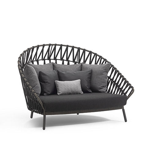 Emma Cross Daybed Compact | Designed by Monica Armani | Varaschin