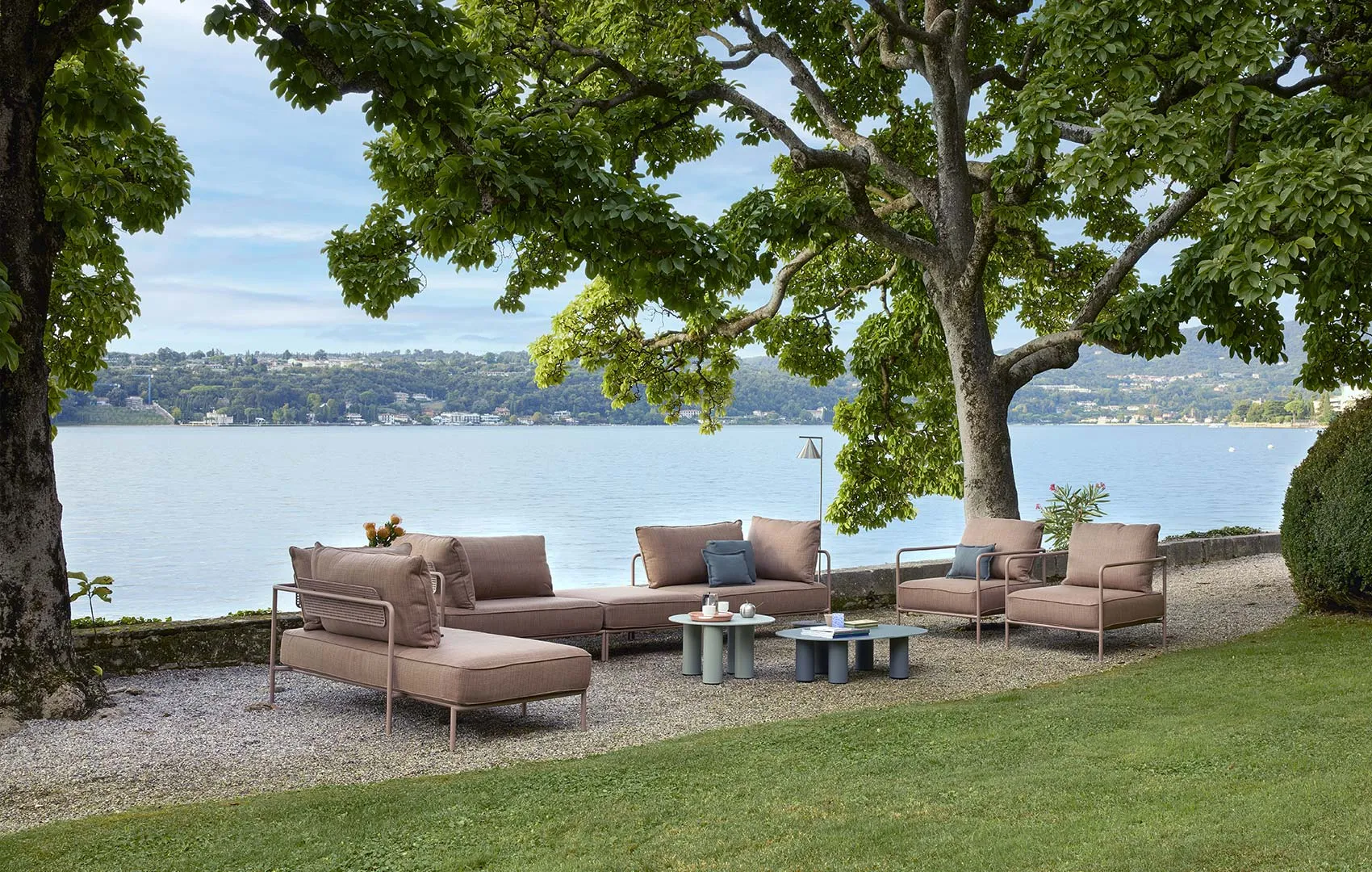 Hyppo Coffee Table  | Luxury Furniture | Scab Design