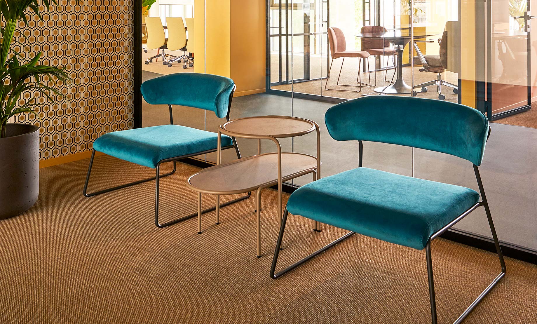 Lisa Lounge Chair | Luxury Indoor | Scab Design