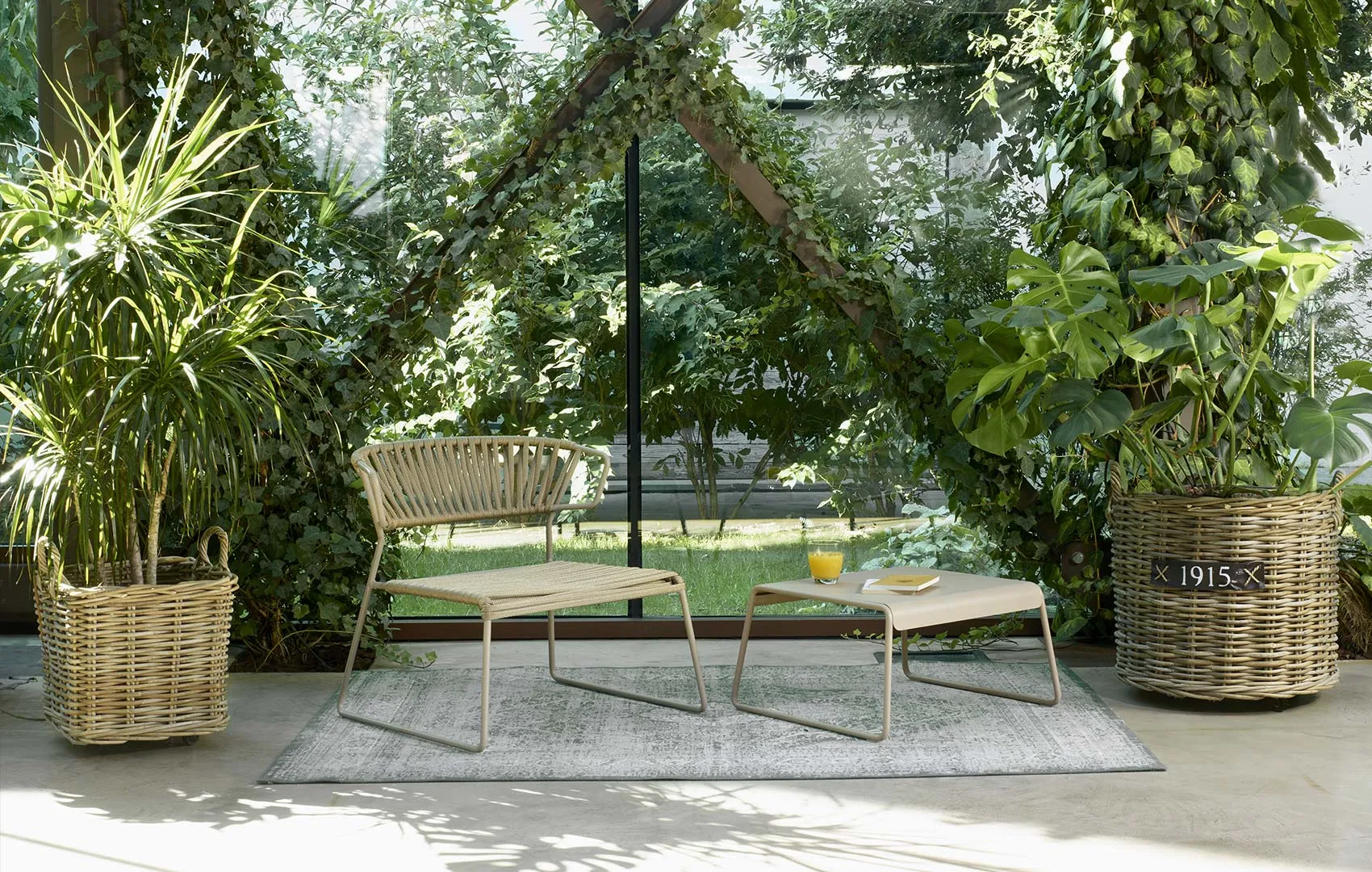 Lisa Lounge Filò Chair | Luxury Furniture | Scab Design