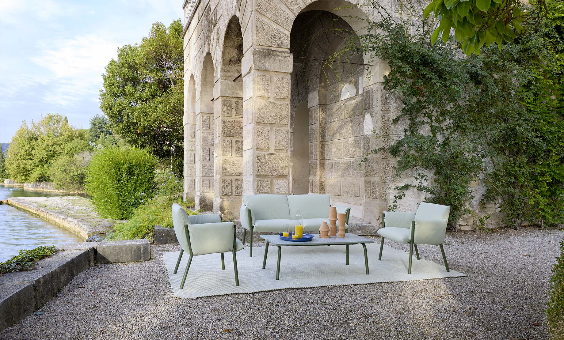 Brezza Lounge Chair with Armrest | Luxury Outdoor | Scab Design