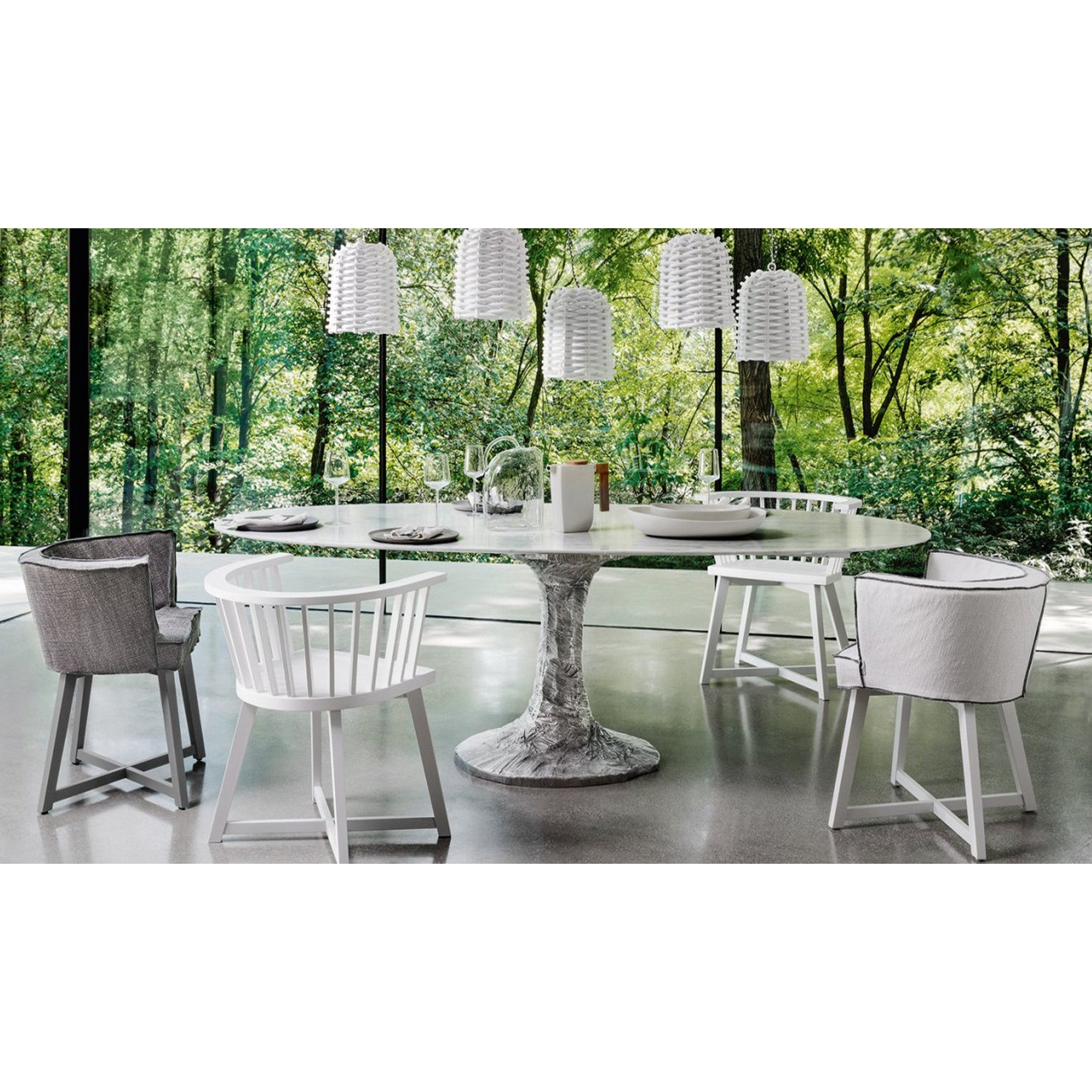 Next 137/138 Oval Dining Table  | Gervasoni