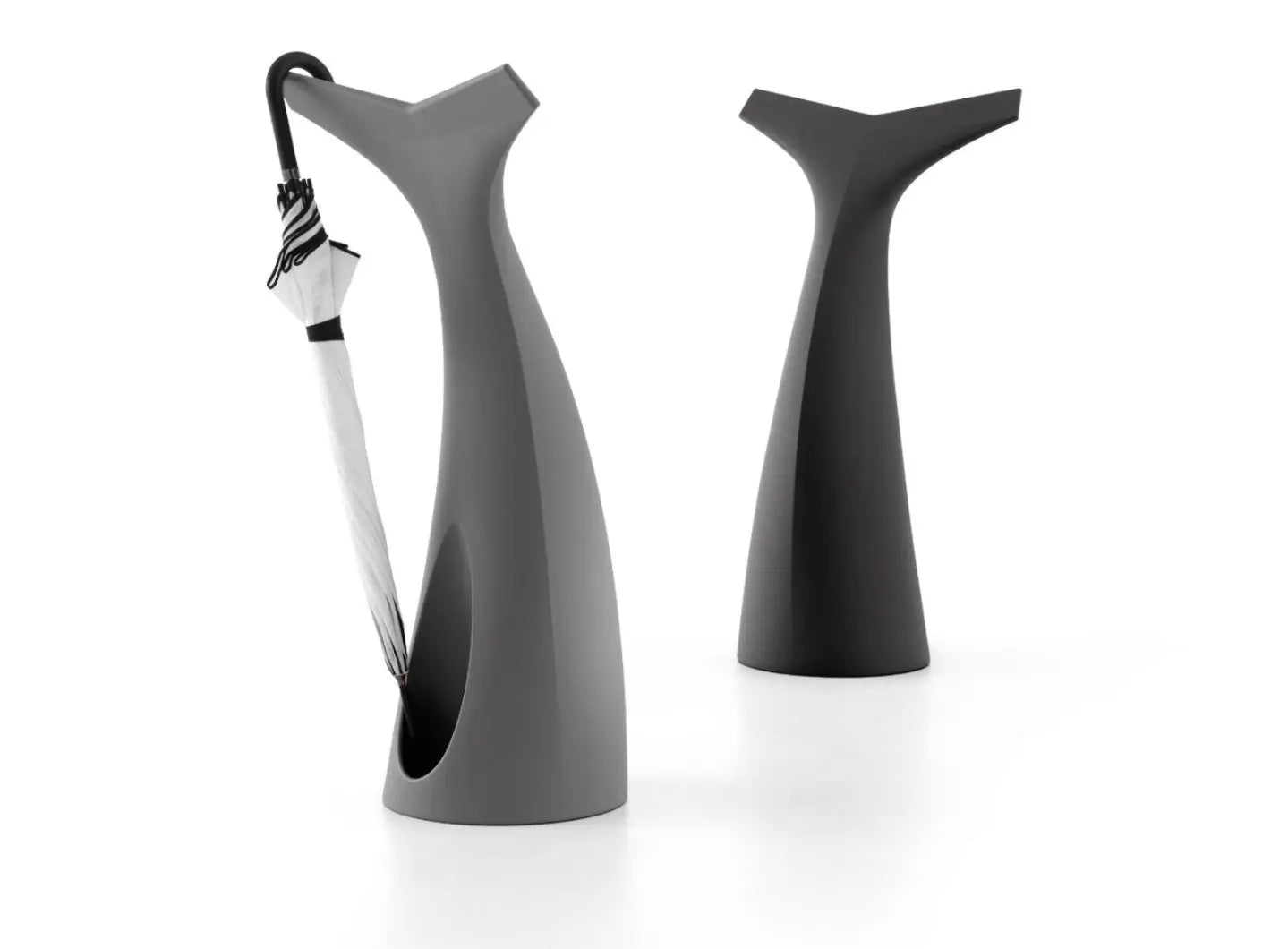 Pina Umbrella Stand | Designed by LCM Marin Design Studio | Lyxo