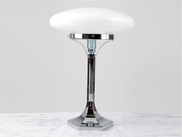 Josef Hoffmann HO 18 Table Lamp | Icone Design Furniture