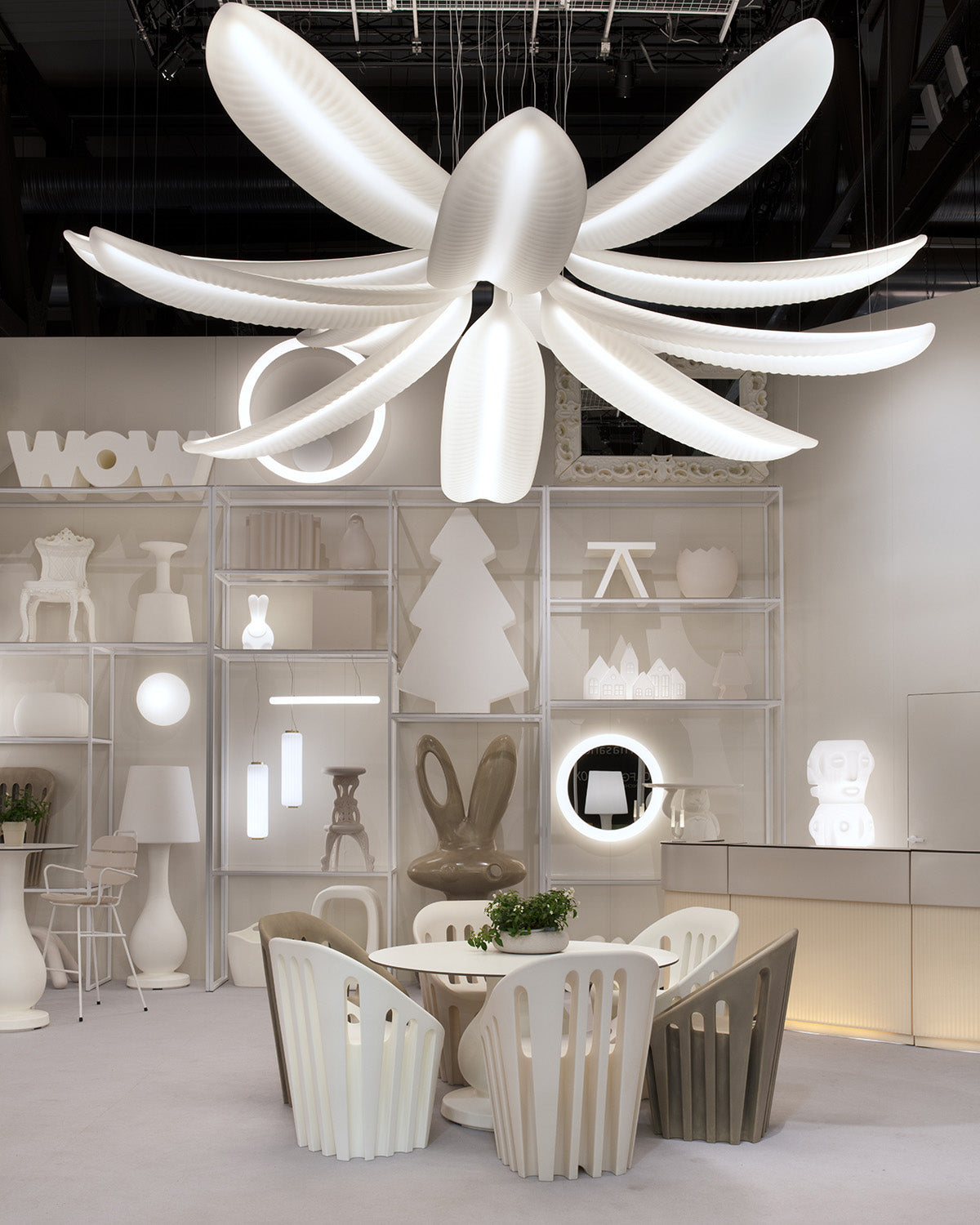 Banana Leaf Suspension Lamp | Deigned by Marcantonio | Slide Design