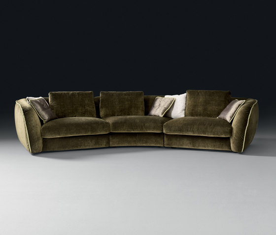 Levante Modular Sofa | Designed by Frighetto | Black Tie