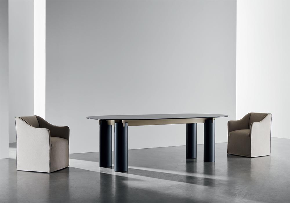 Daen 33 34 Oval Dining Table | Luxury Furniture Gervasoni
