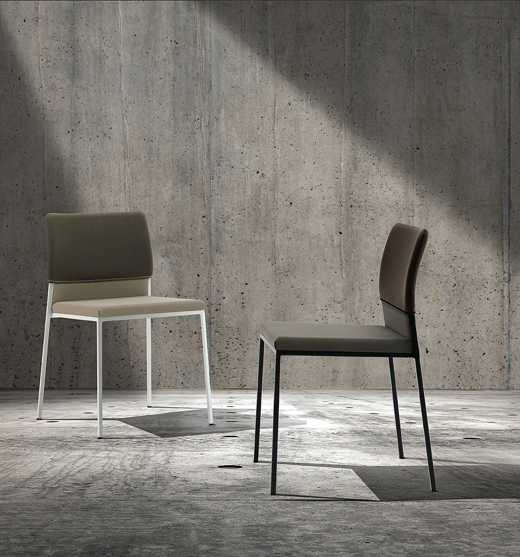 Hat Stackable Dining Chair | Set of 2 | Arrmet