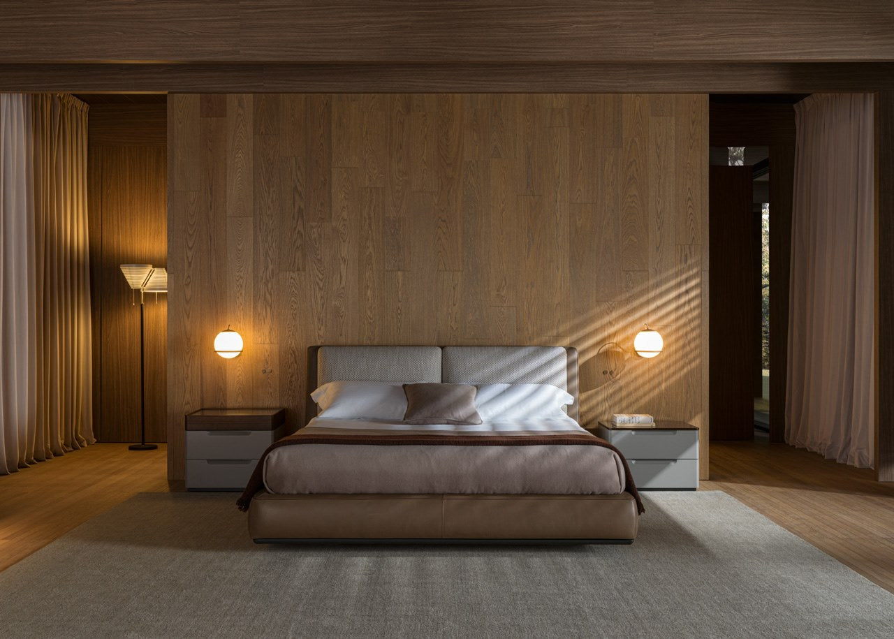 Molteni&C ALDGATE Bed by Rodolfo Dordoni | Luxury Upholstered Bed