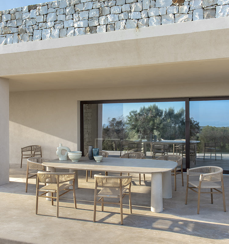 Bold Rectangular Dining Table | Luxury Outdoor | Ethimo