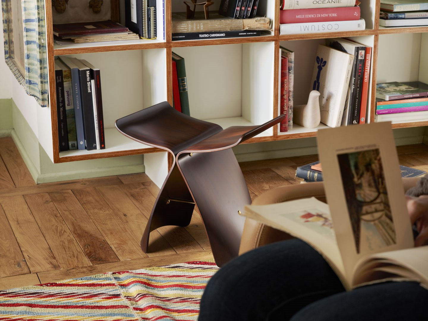 Butterfly Stool | Designed by Sori Yanagi | Vitra