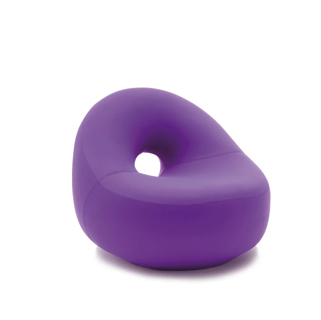 Front view of the Bolle Armchair by Giovannetti, sculptural design by Sergio Giobbi.