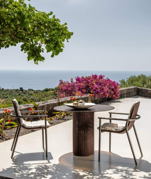 Bond Round Dining Table | Luxury Talenti Outdoor Living
