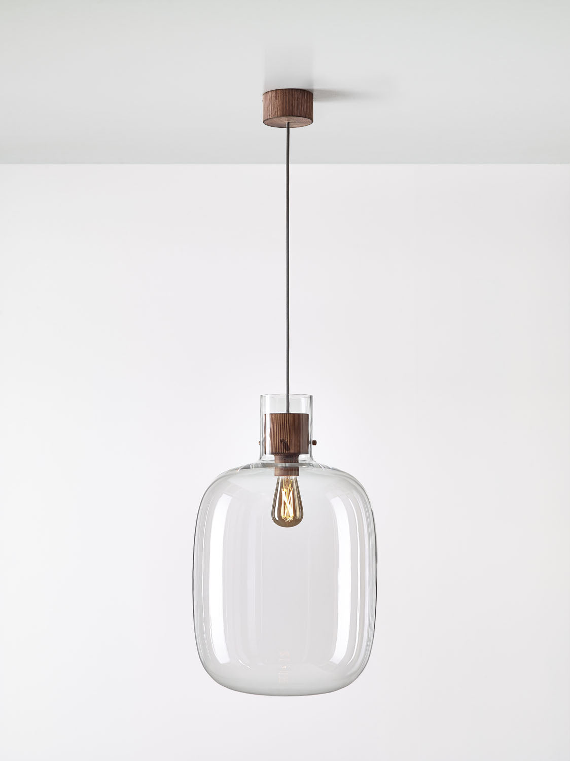 Awa Pendant Lamp | Luxury Lighting | Brokis