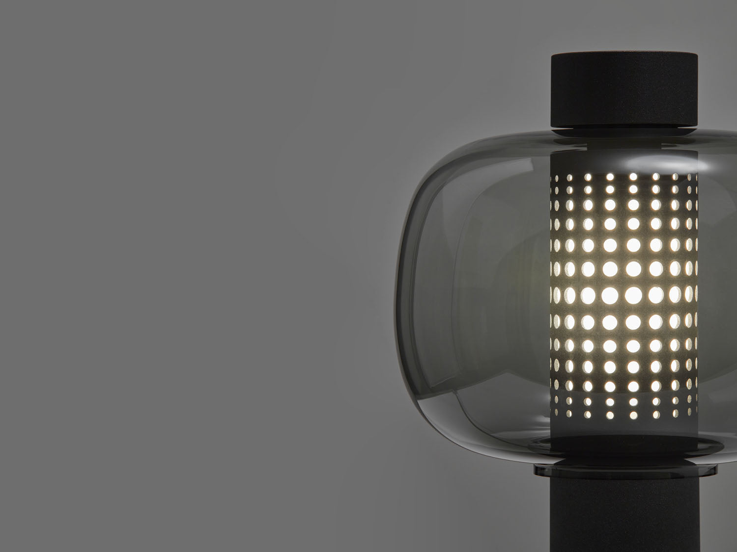 Bonbori Outdoor Floor Lamp | Luxury Lighting | Brokis