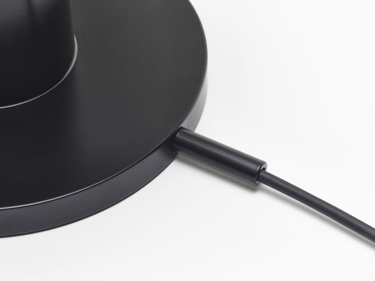 Bonbori Table Lamp | Luxury Lighting | Brokis