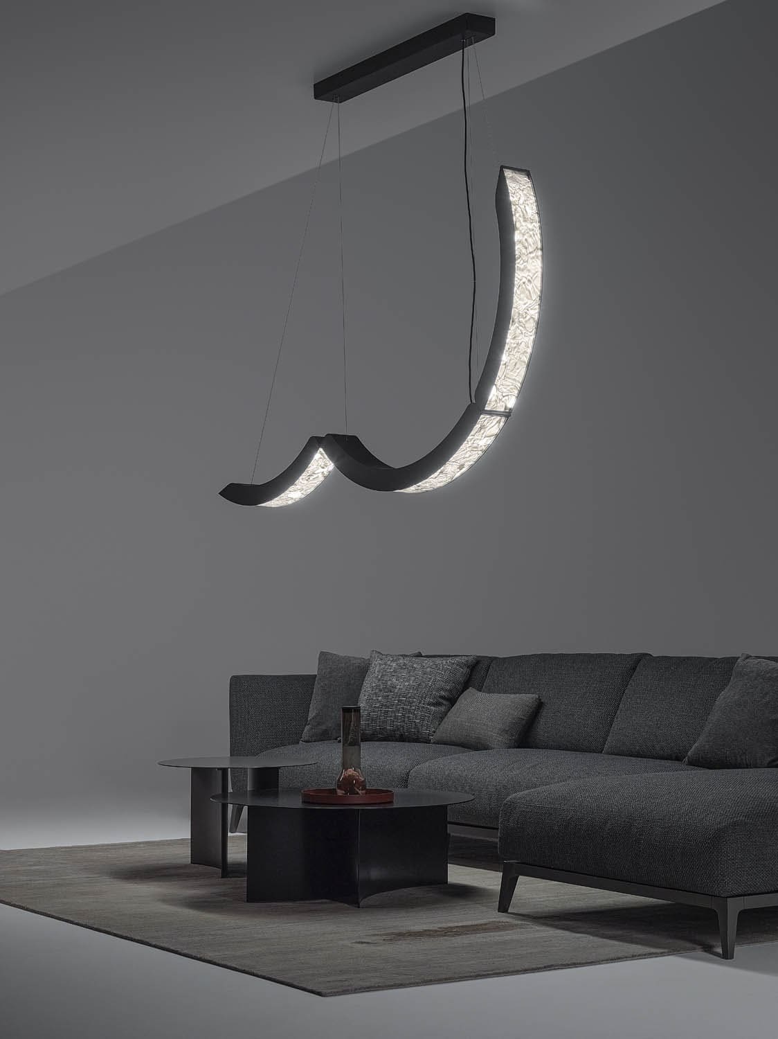 Elo Sculpure Pendant Lamp | Luxury Lighting | Brokis