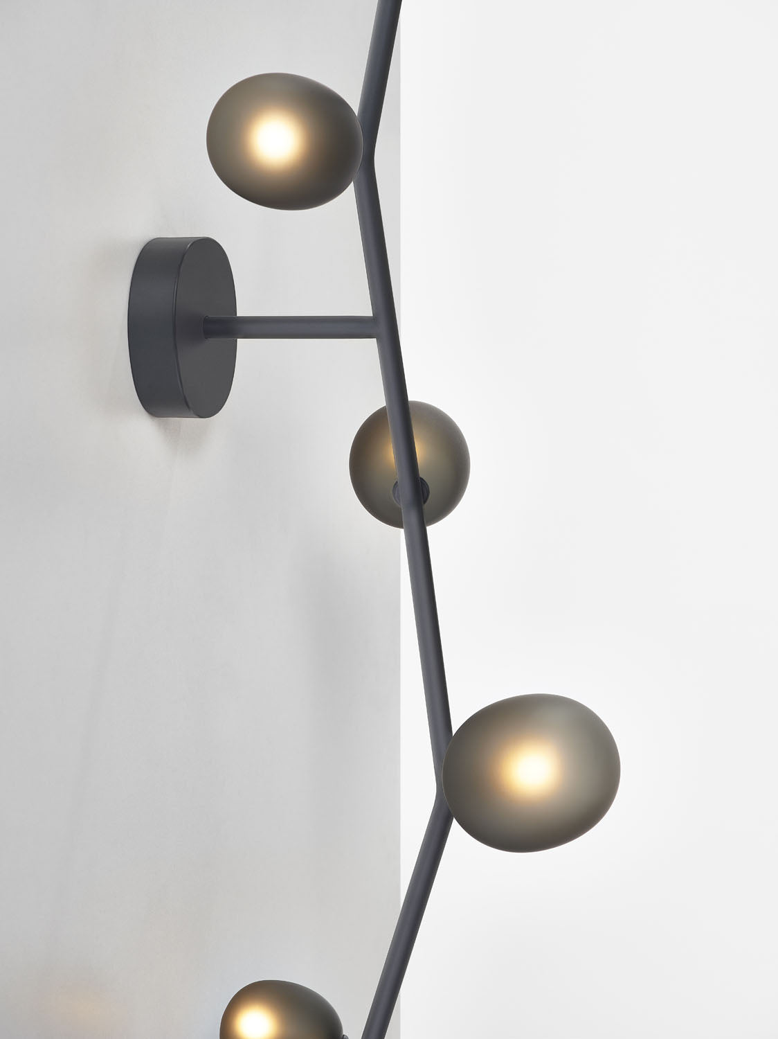 Ivy Wall Lamp | Luxury Lighting | Brokis