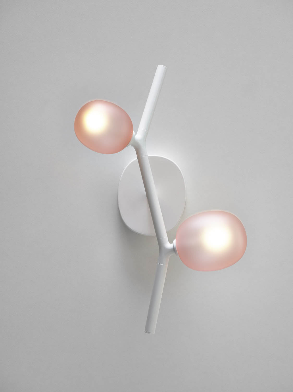 Ivy Wall Lamp | Luxury Lighting | Brokis