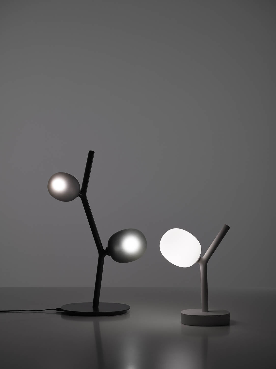 Ivy Table Lamp | Luxury Lighting | Brokis