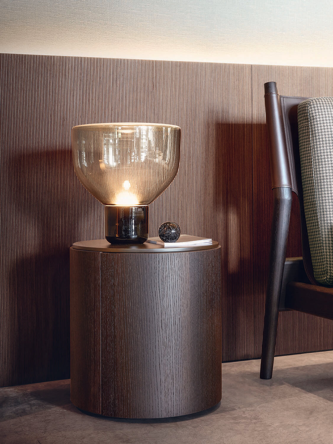 Lightline Table Lamp | Luxury Lighting | Brokis