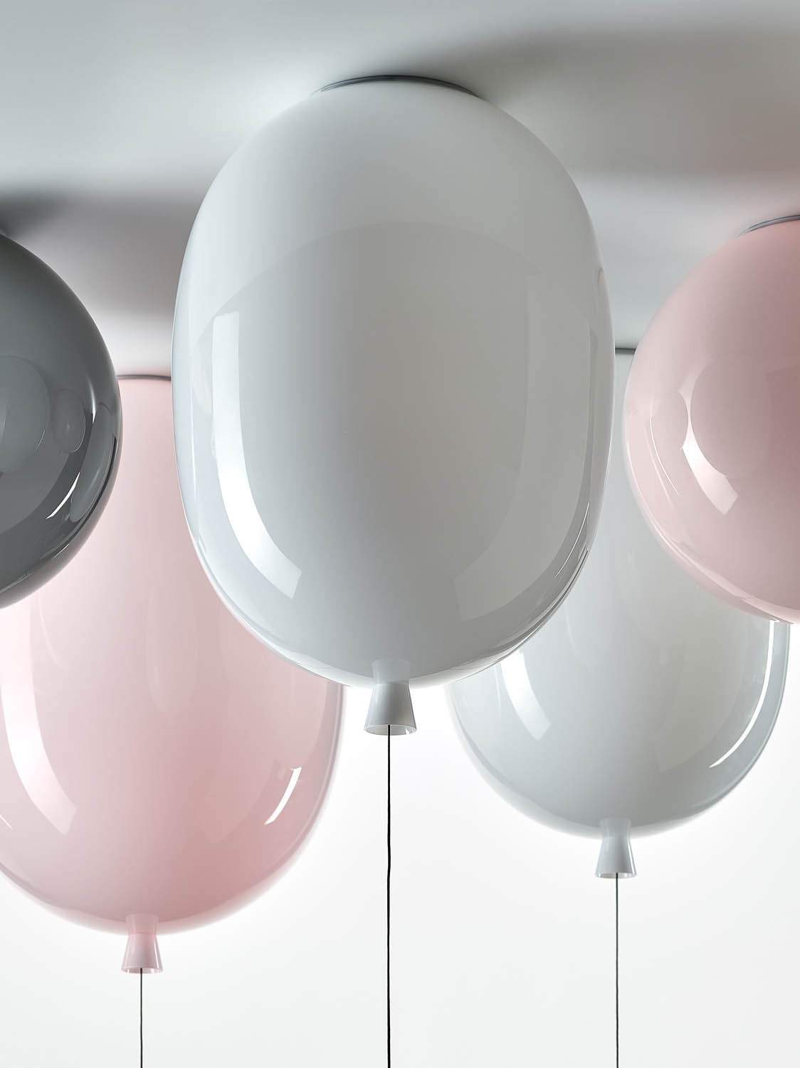 Memory Oval Ceiling Lamp | Luxury Lighting | Brokis