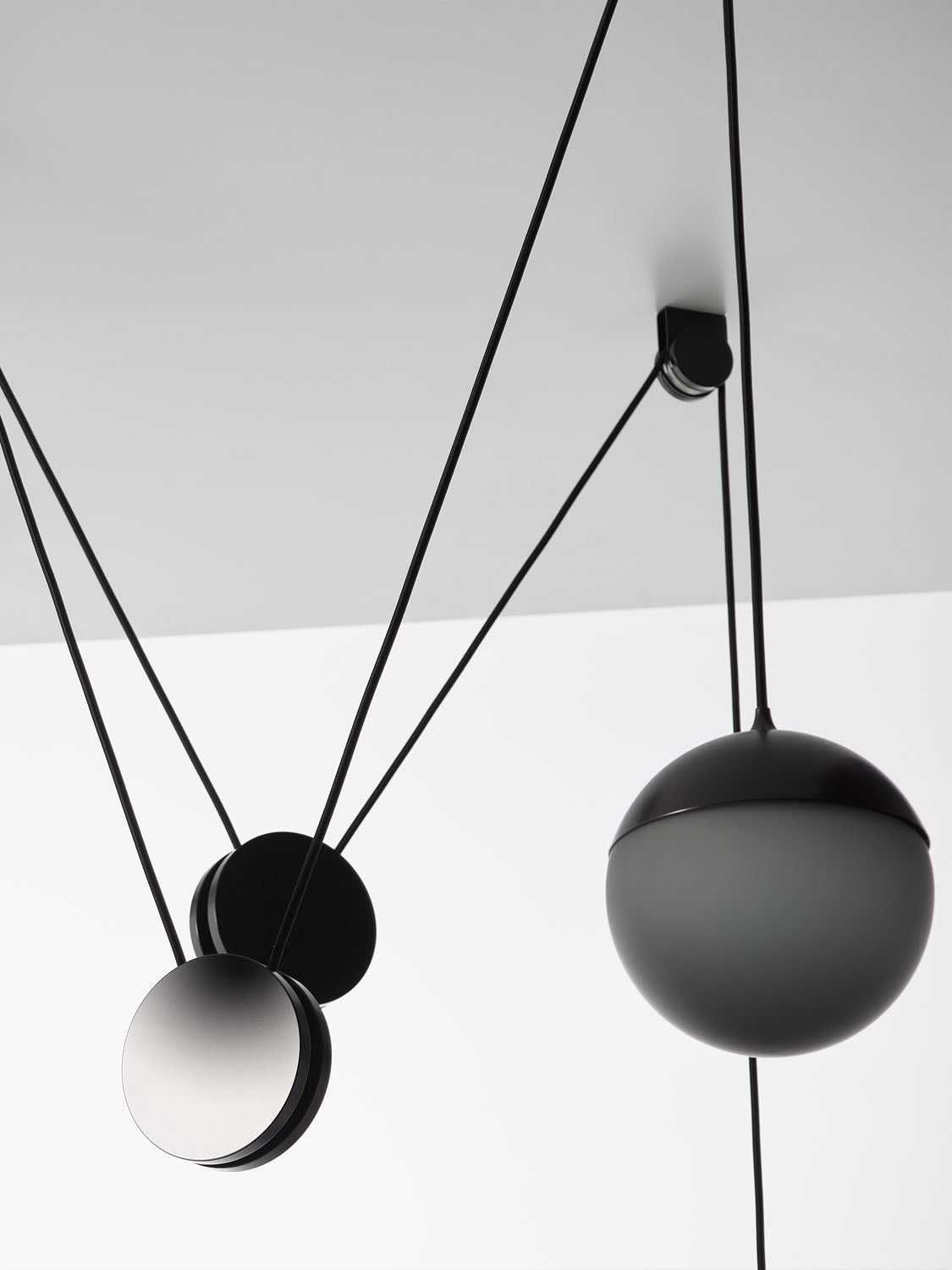 Planets Pendant Lamp | Luxury Lighting | Brokis