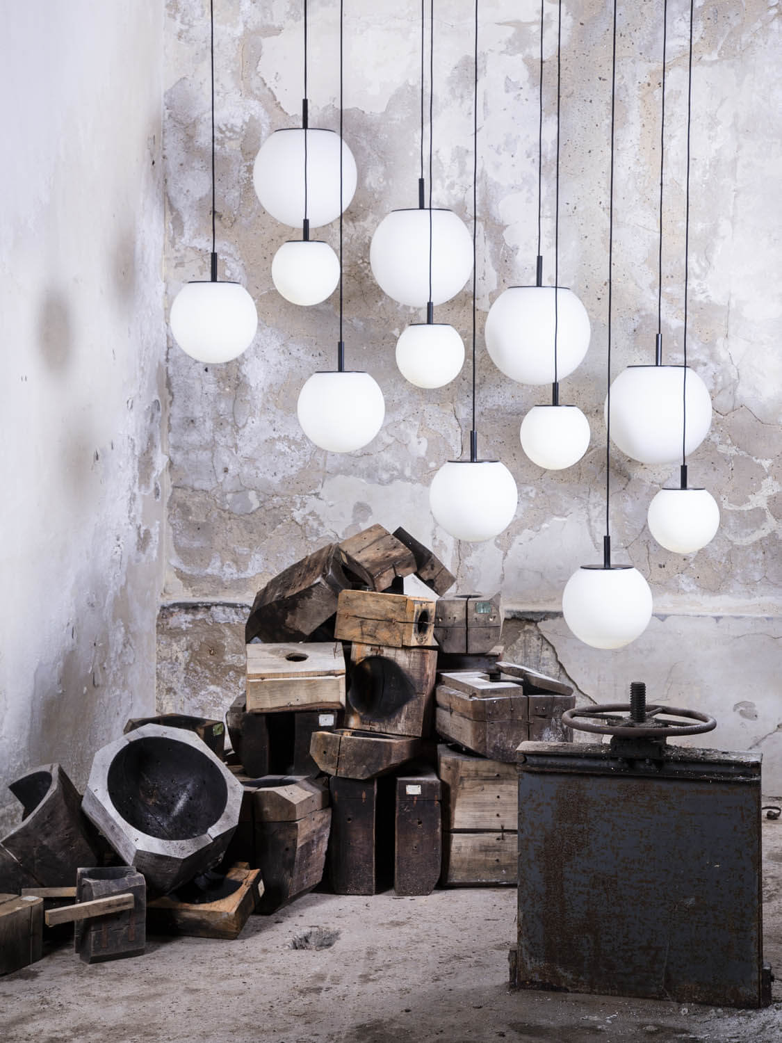 Sfera Pendant Lamp | Luxury Lighting | Brokis