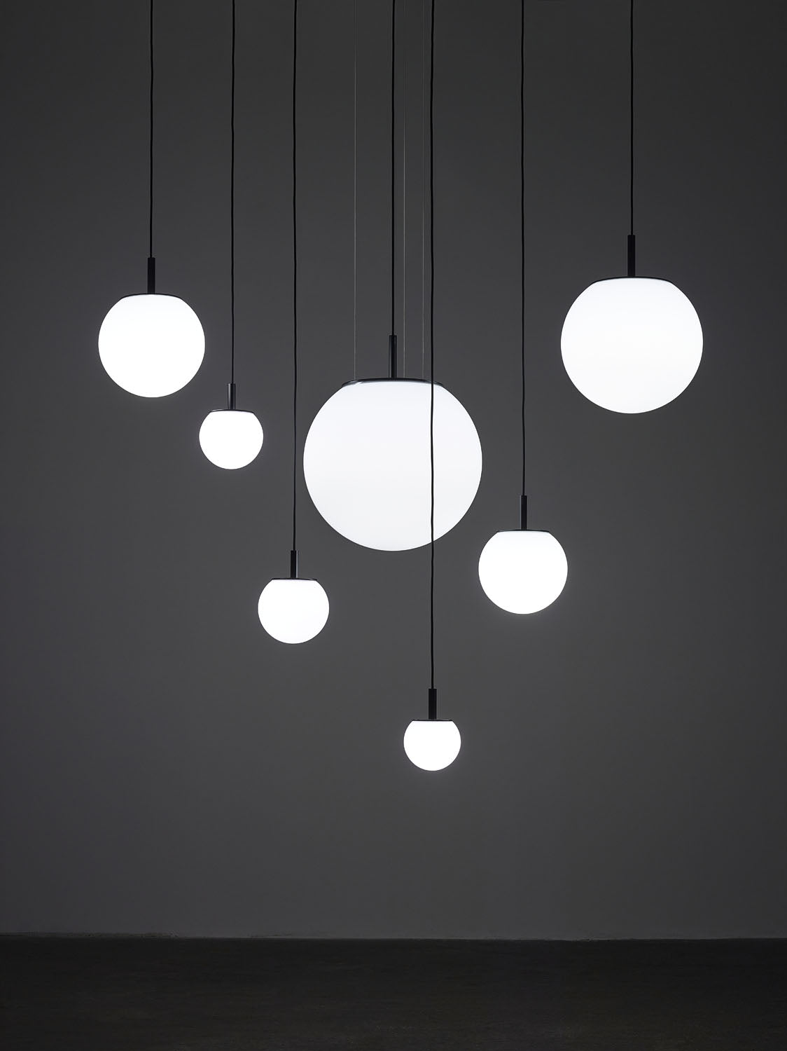 Sfera Pendant Lamp | Luxury Lighting | Brokis
