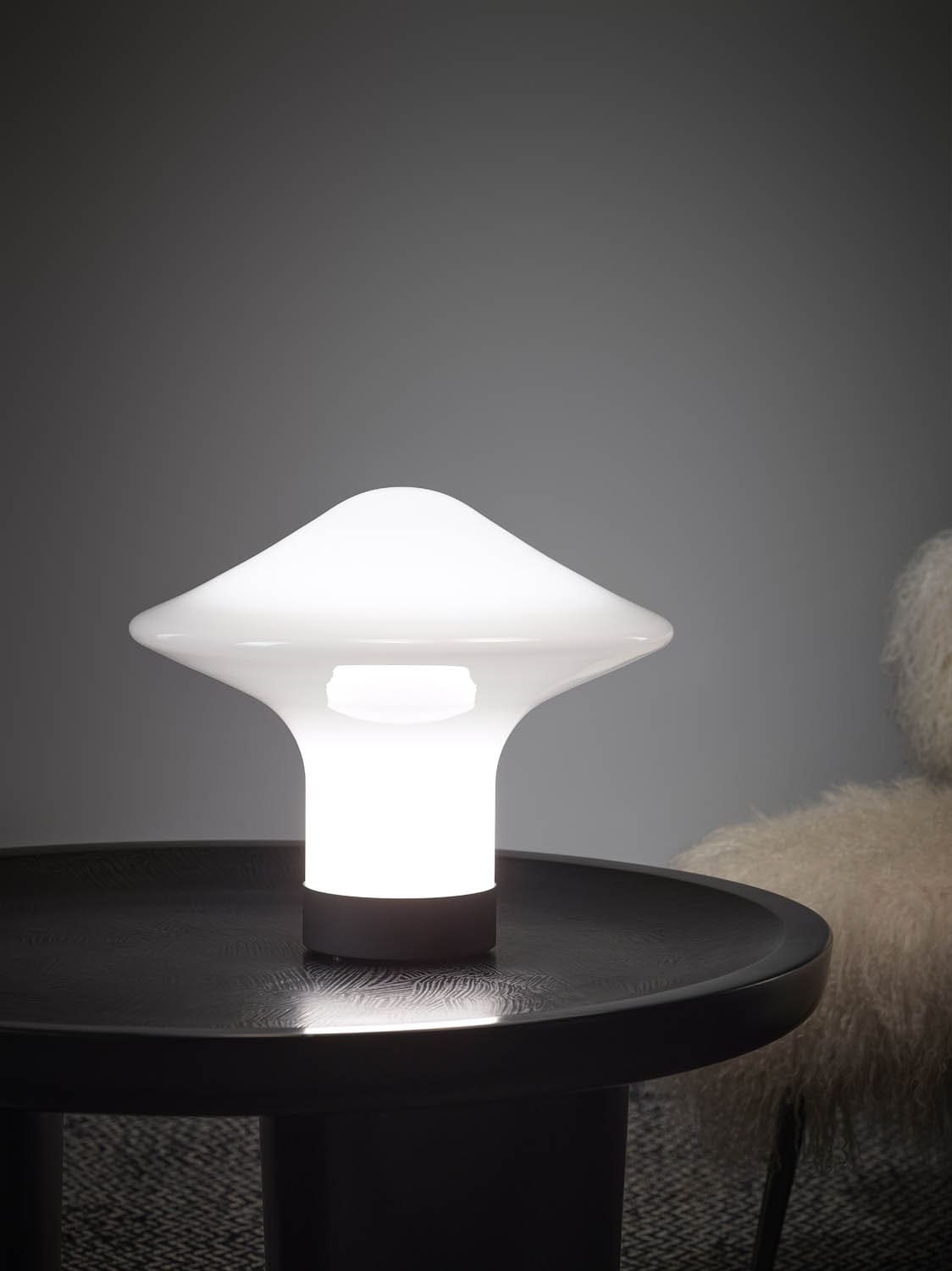 Trottola Table Lamp | Luxury Lighting | Brokis