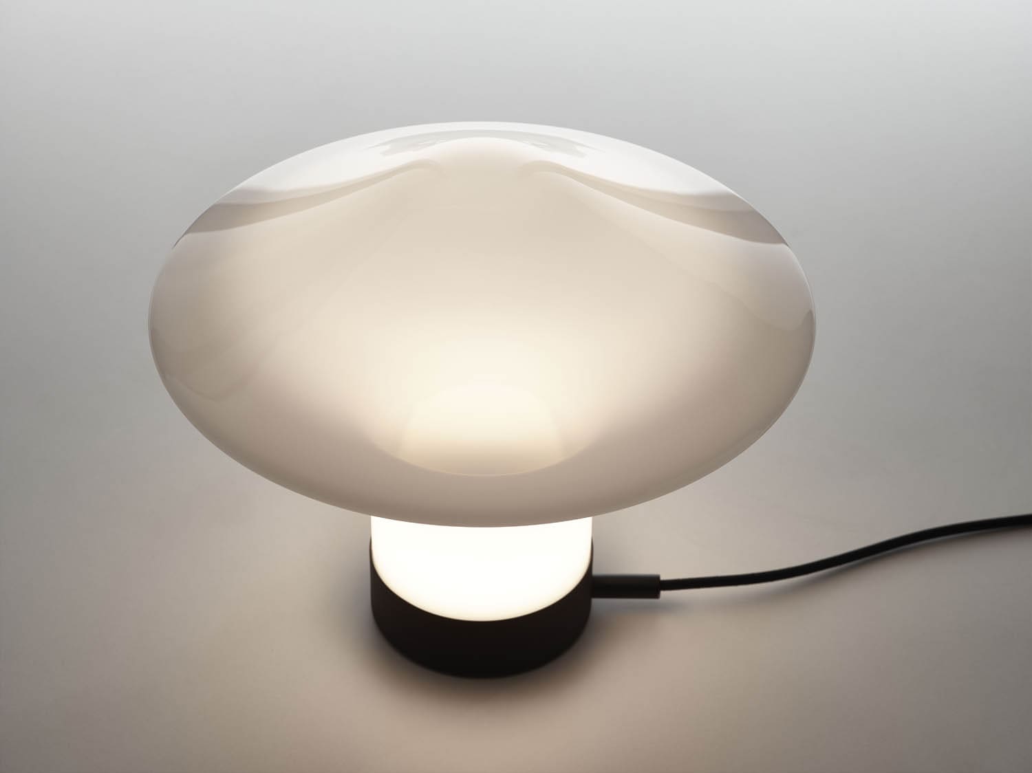 Trottola Table Lamp | Luxury Lighting | Brokis