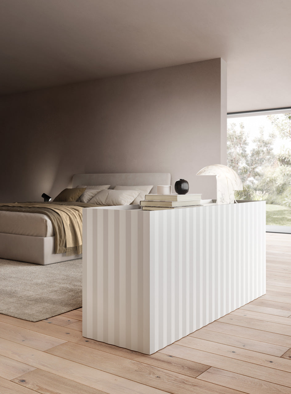 Hug Nightstand | Capod’opera Luxury Design Furniture