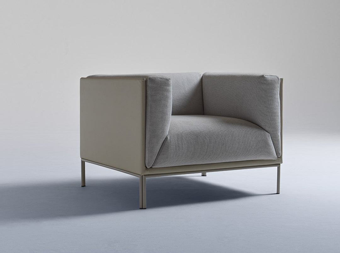 Clou Armchair | Luxury Furniture | MyHome Collection