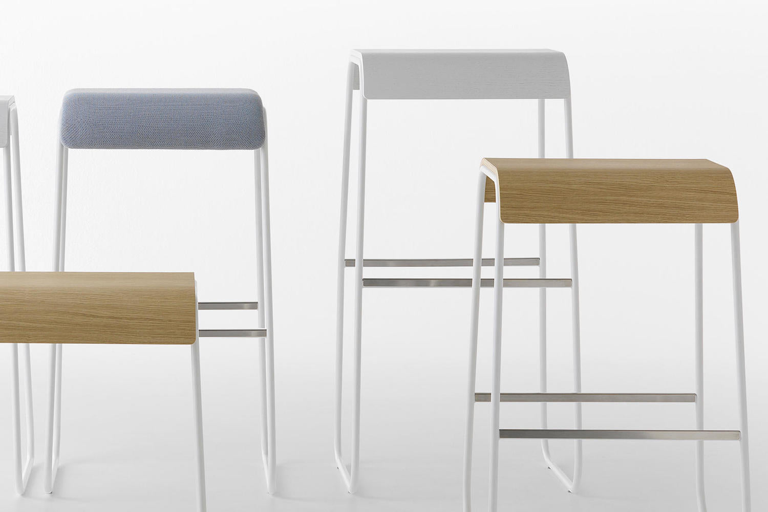 Lineo Stool | Luxury Furniture | Crassevig