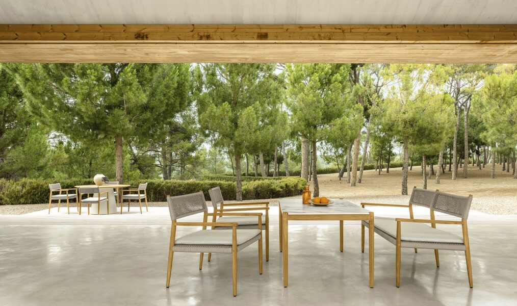 Dolcevita Dining Table | Luxury Talenti Outdoor Living