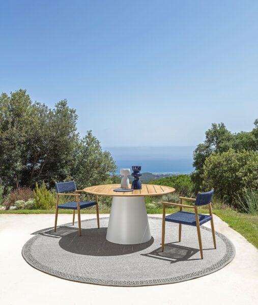 Dolcevita Round Dining Table | Luxury Talenti Outdoor Living