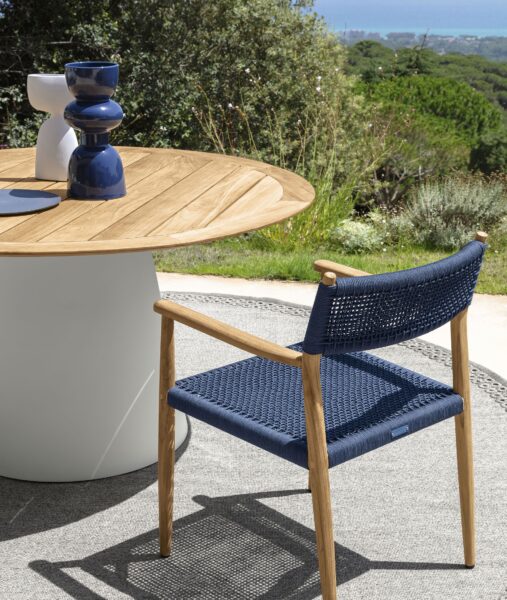 Dolcevita Round Dining Table | Luxury Talenti Outdoor Living