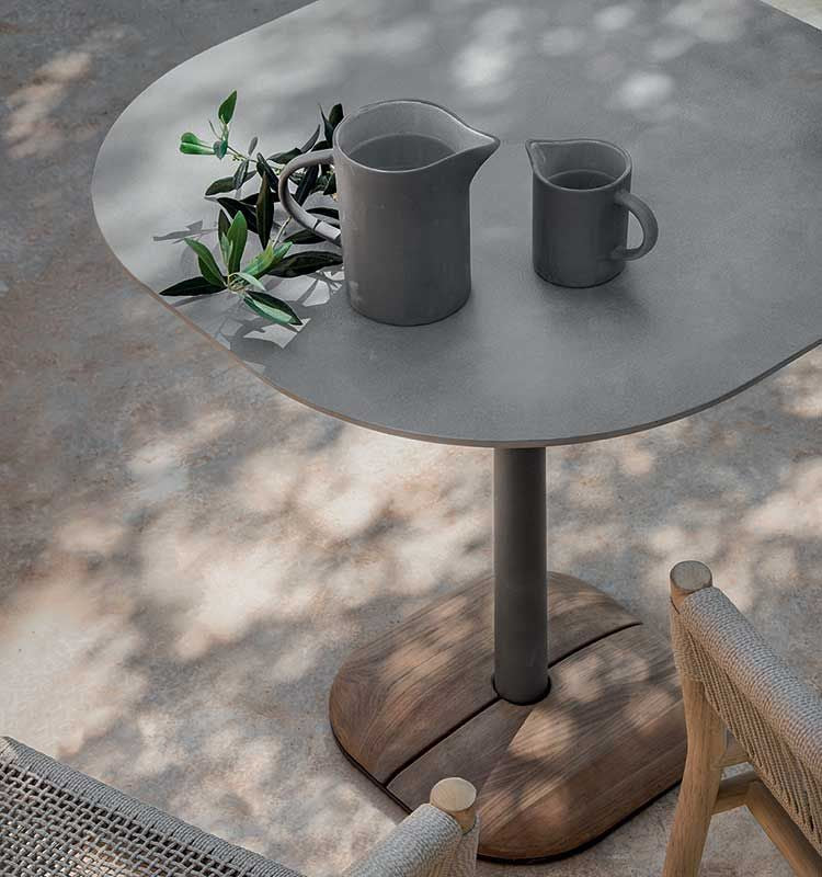 Enjoy Dining Table | Designed by Ethimo Studio | Ethimo