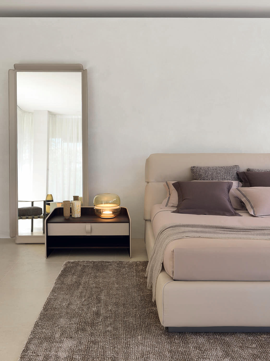 Macaron Table Lamp | Luxury Lighting | Brokis