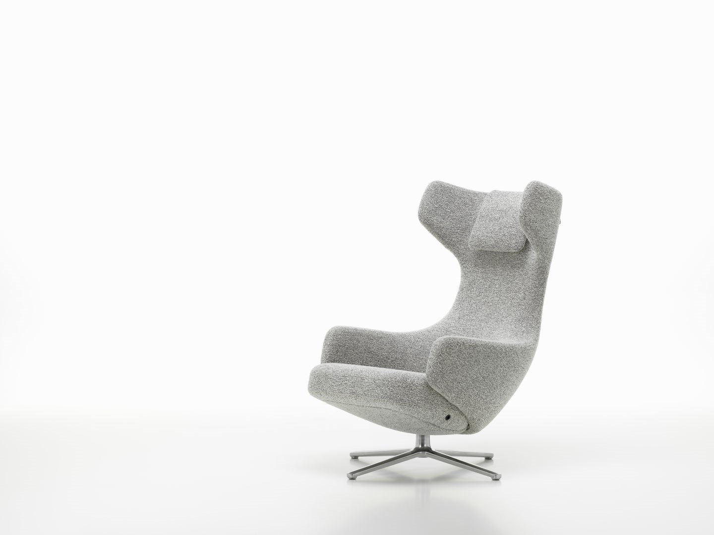 Vitra Grand Repos Lounge Chair by Antonio Citterio