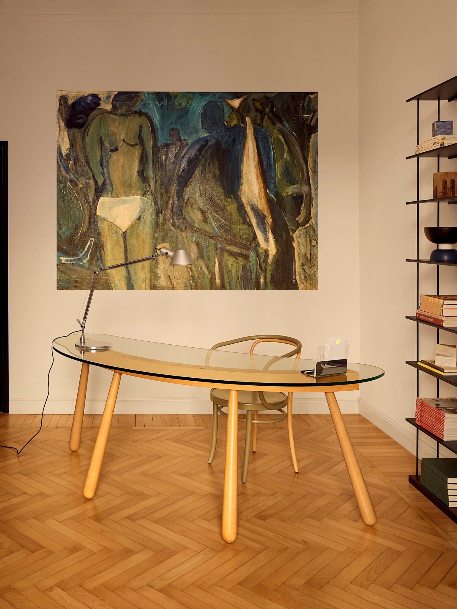 Boomerang Desk | Classic Design by Wiener GTV Design