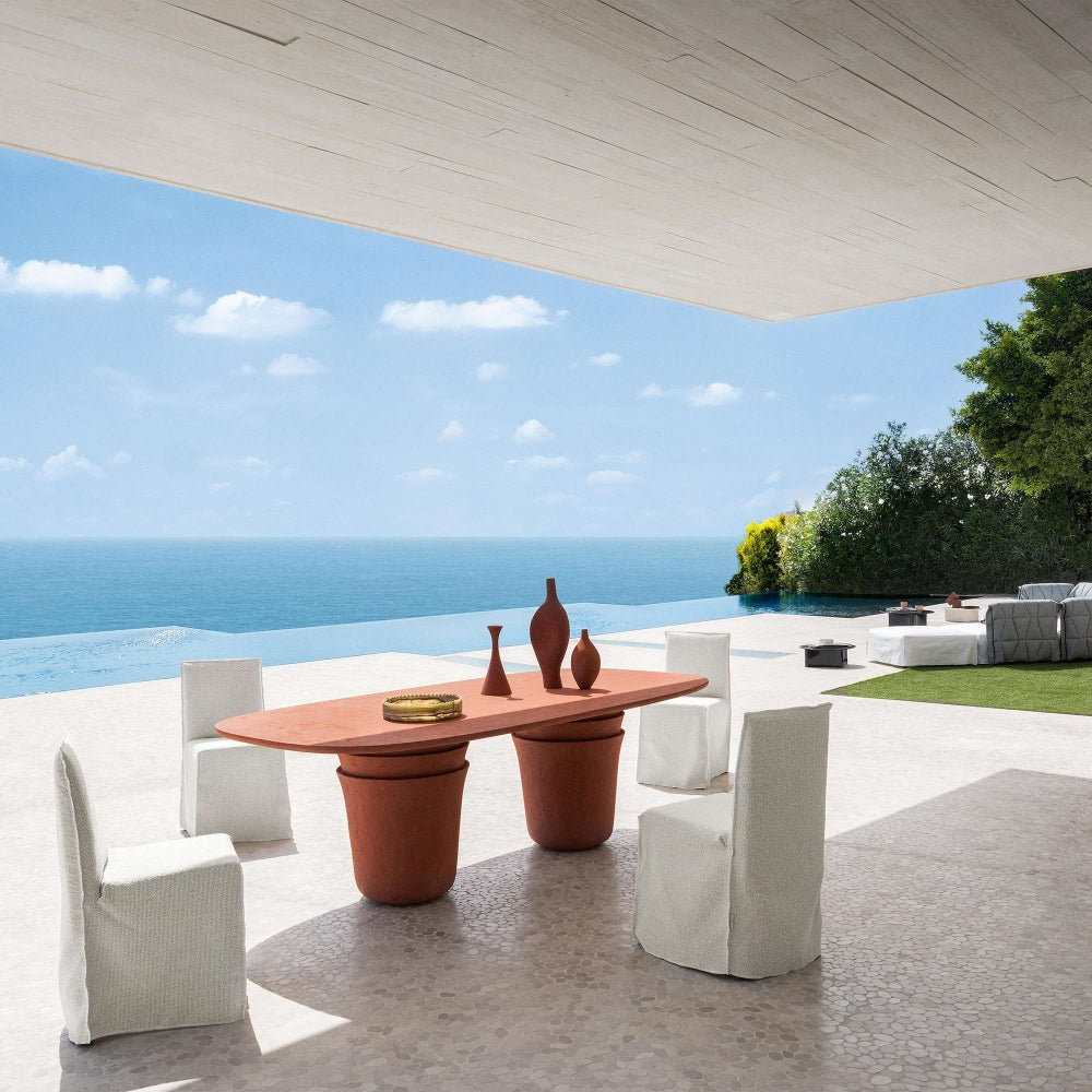 Kasane 31 33 Oval Dining Table | Luxury Furniture | Gervasoni