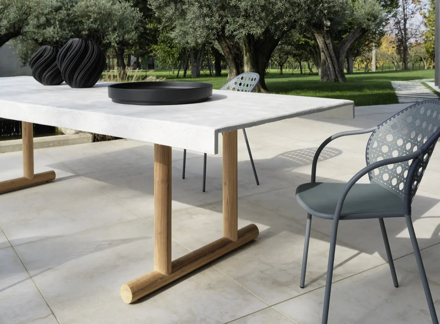 Torii Rectangular Dining Table | Luxury Living Gervasoni