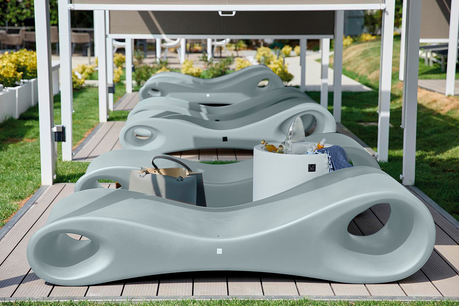 Slice Sunbed Lyxo Design — Modern Outdoor Lounger