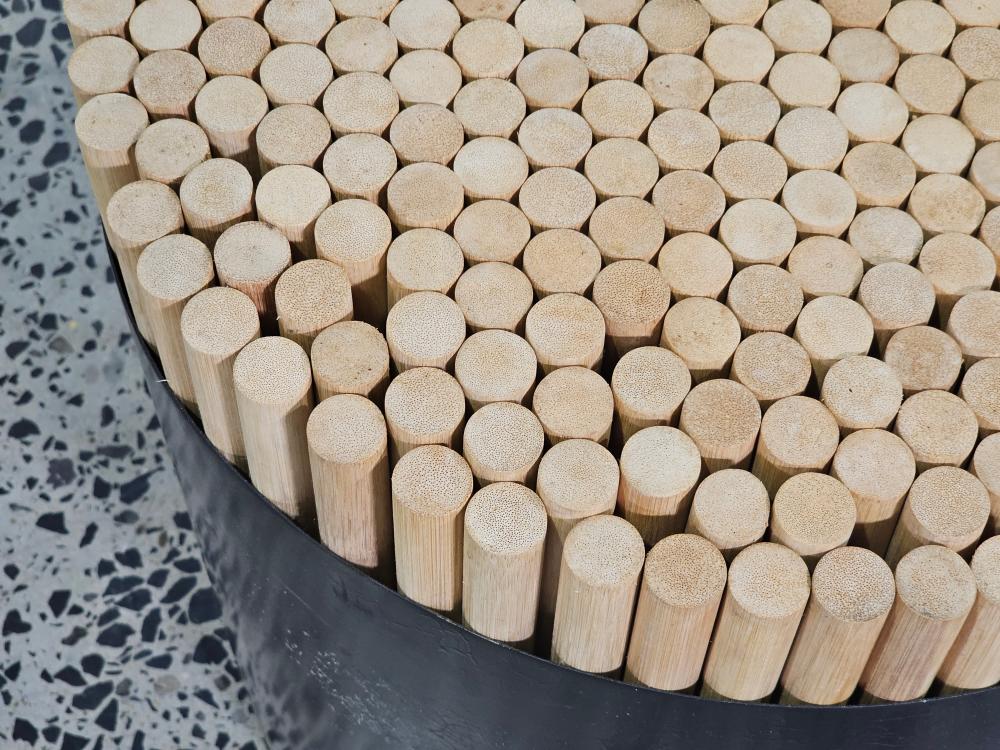 Chiquita Stool | Design Furniture | Kenneth Cobonpue