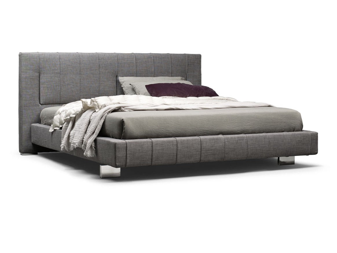 HIGH-WAVE Storage Bed by Hannes Wettstein | Luxury Upholstered Bed