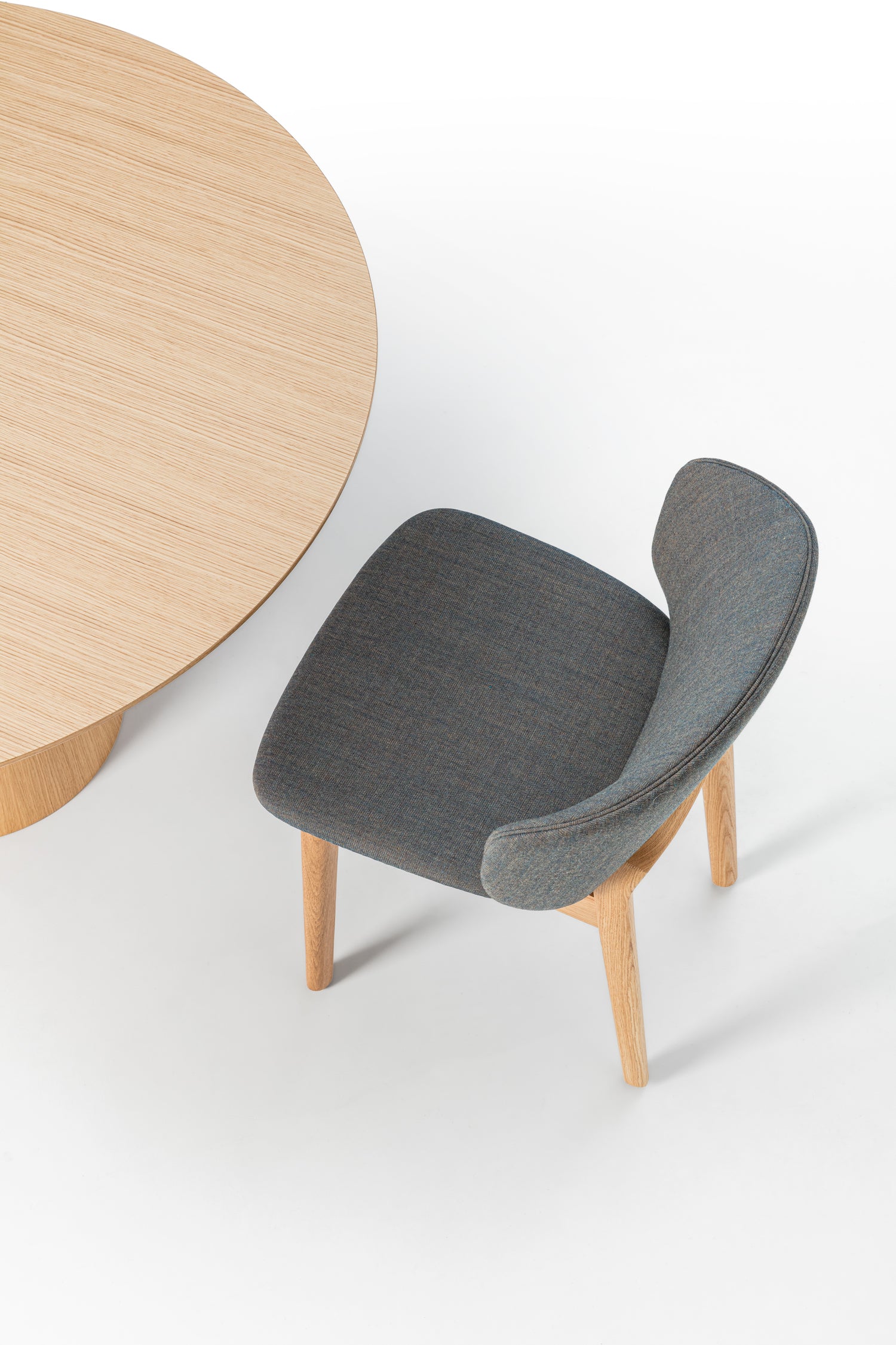 Siania R/4W  Dining Chair  | Luxury Furniture | Crassevig